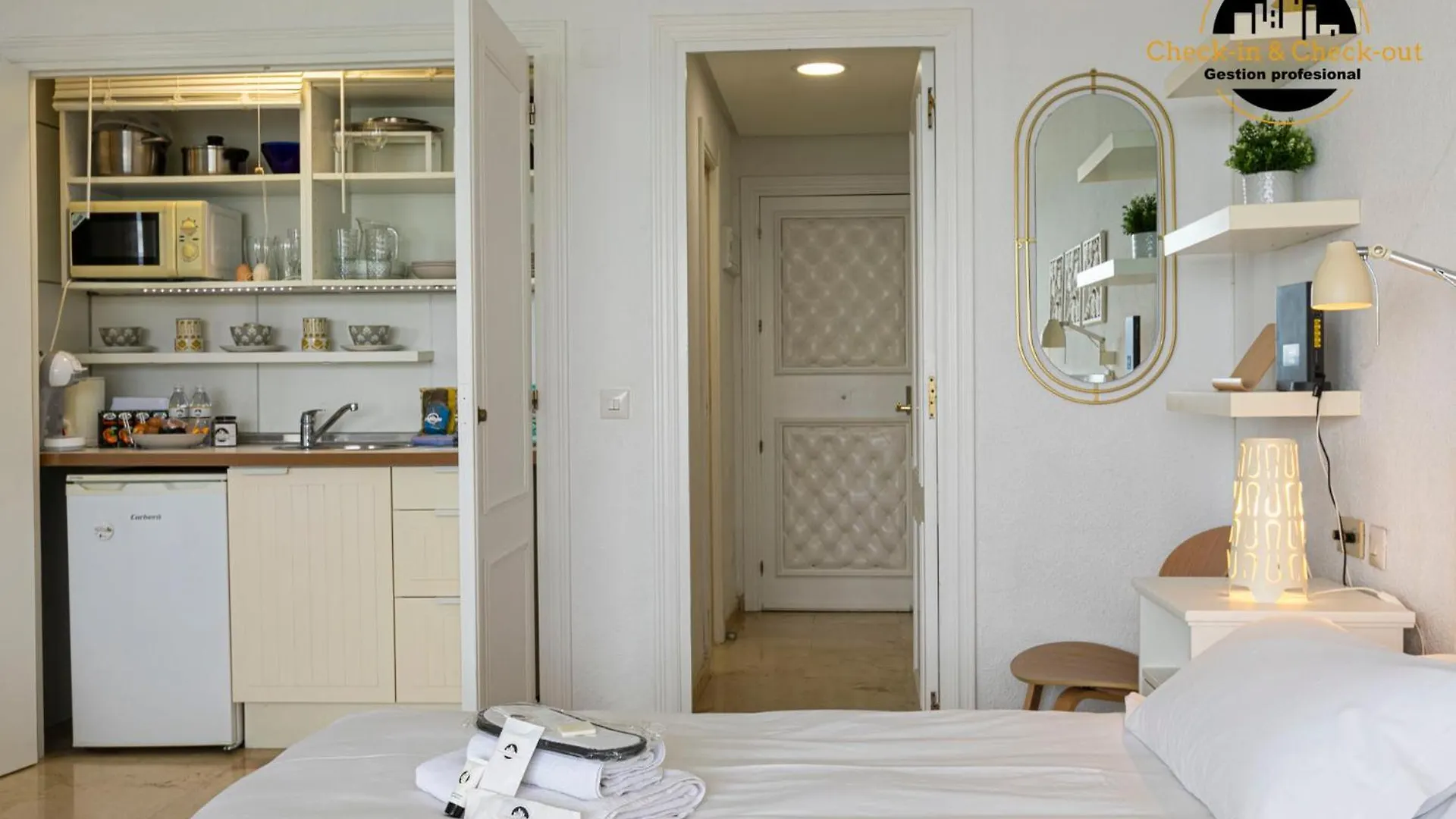 Apartamento El Trasval 1ª Linea Torremolinos 0*,  Spain