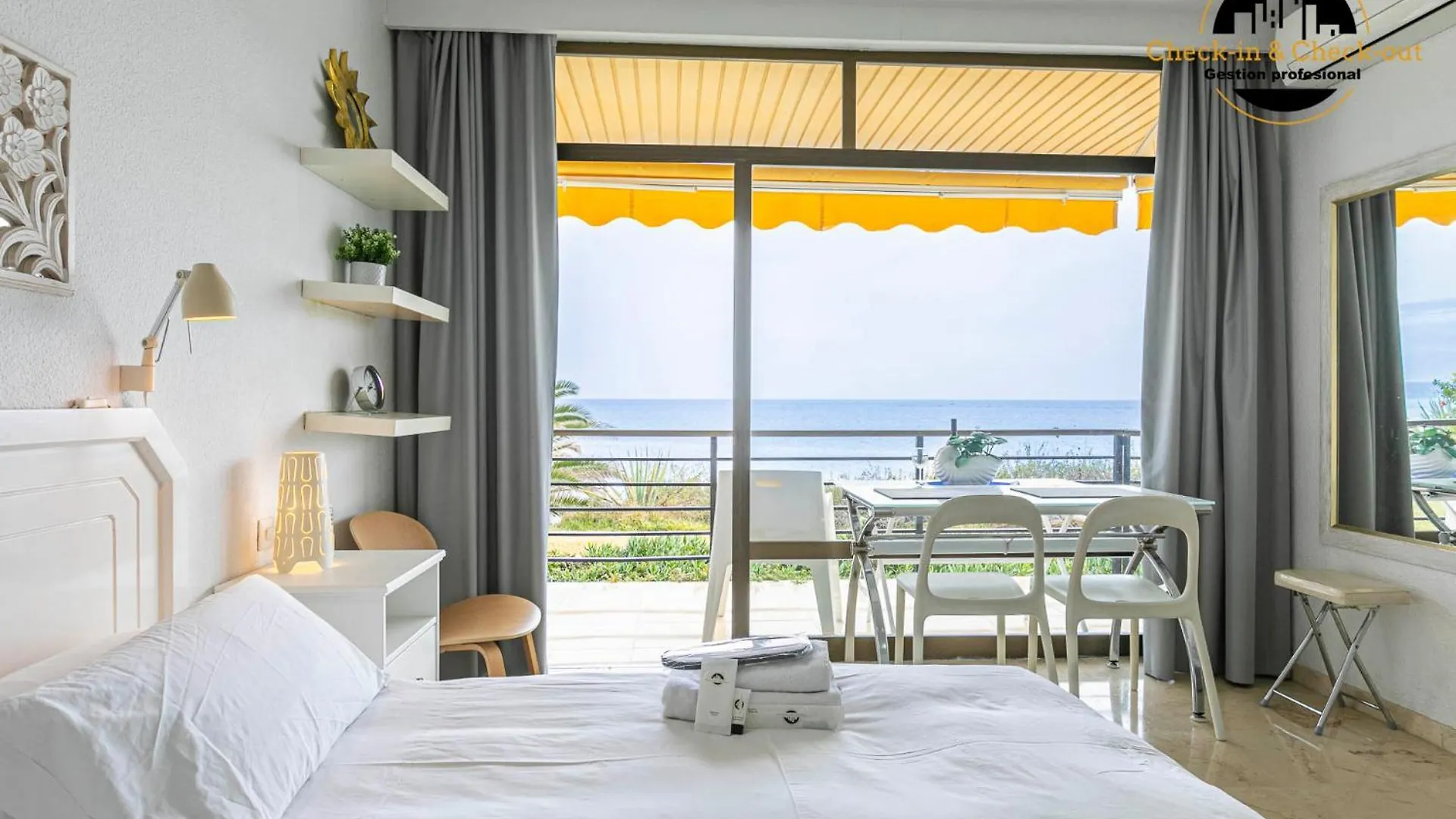 Apartamento El Trasval 1ª Linea Torremolinos 0*,  Spain